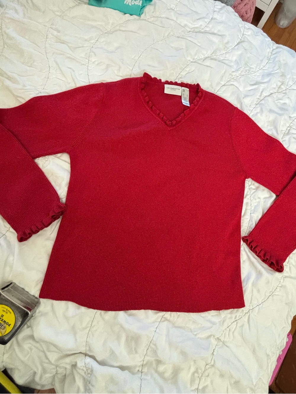 Liz Claiborne Red Metallic Ruffle V-Neck Sweater XL Sparkle Cuff Holiday Top